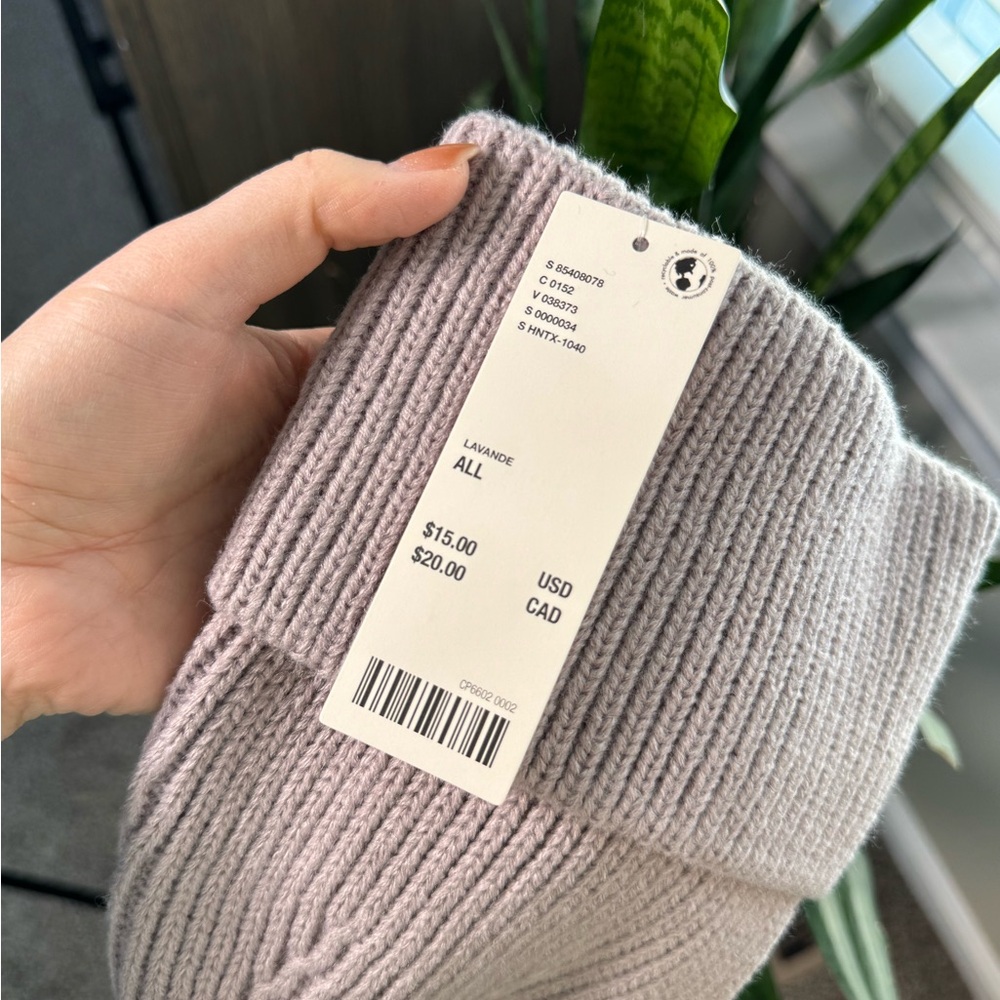 Cozy Ribbed Knit Beanie - Picture 2 of 2